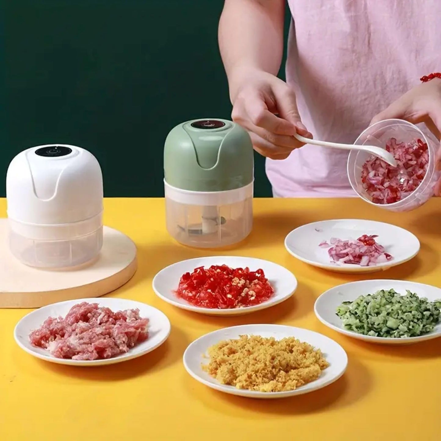 Mini Coupe-Légumes Électrique USB — Le Hachoir Astucieux pour Votre Cuisine